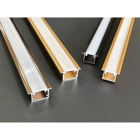 PROFILI i PANELIT PVC